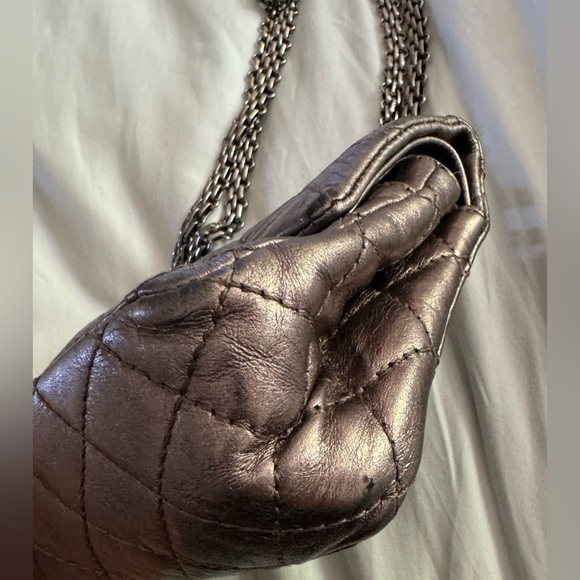 Chanel AUTHENTIC Pewter 2.55 Reissue Mini 224 Double Flap Bag Ruthenium Hardware - Picture 9 of 11